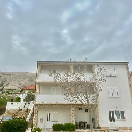 Apartments Anka Pag Pag Town Extérieur photo