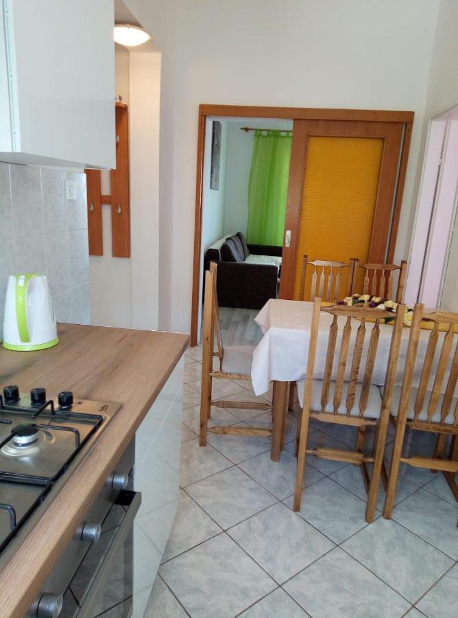 Apartments Anka Pag Pag Town Extérieur photo